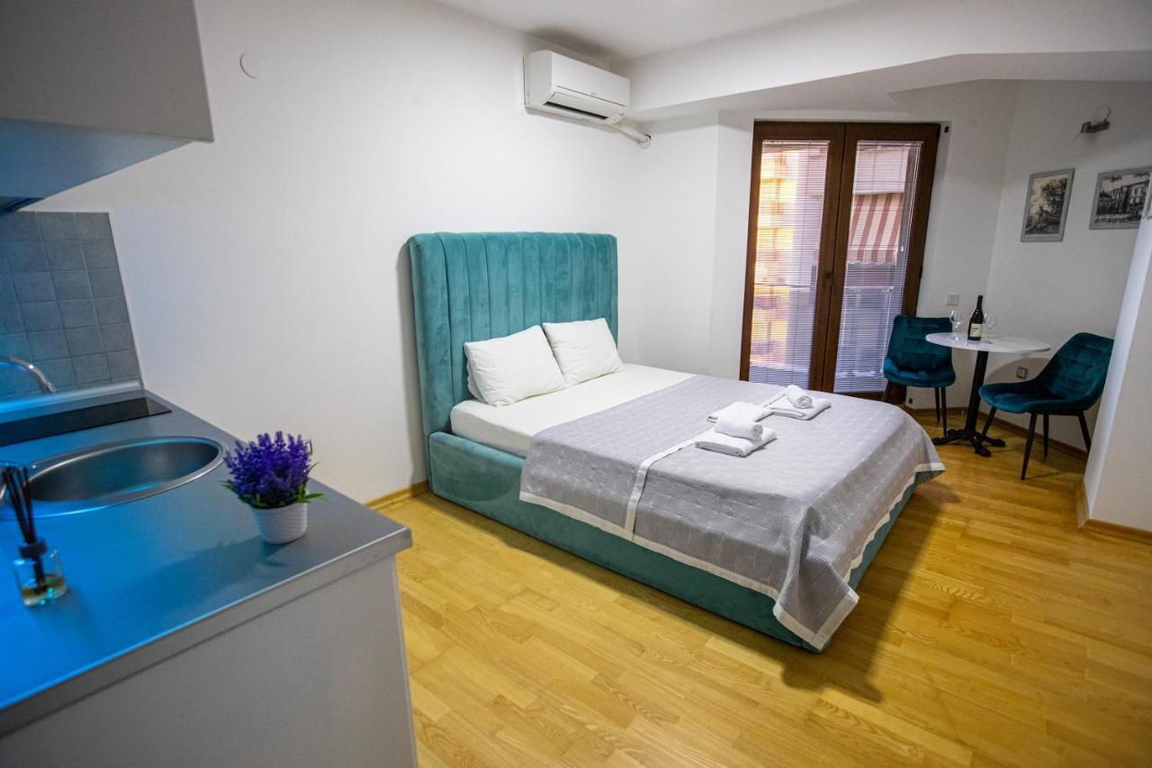 Park Queens Apartments Ochryda Zewnętrze zdjęcie